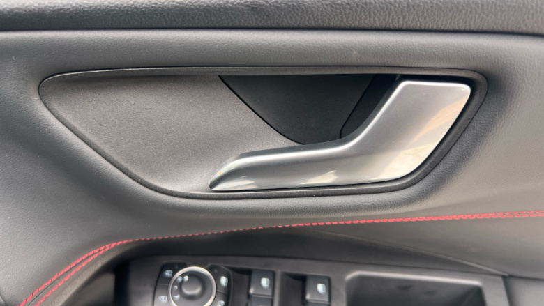 Ford Puma 1.0 EcoBoost Hybrid mHEV ST-Line 5dr Petrol Hatchback